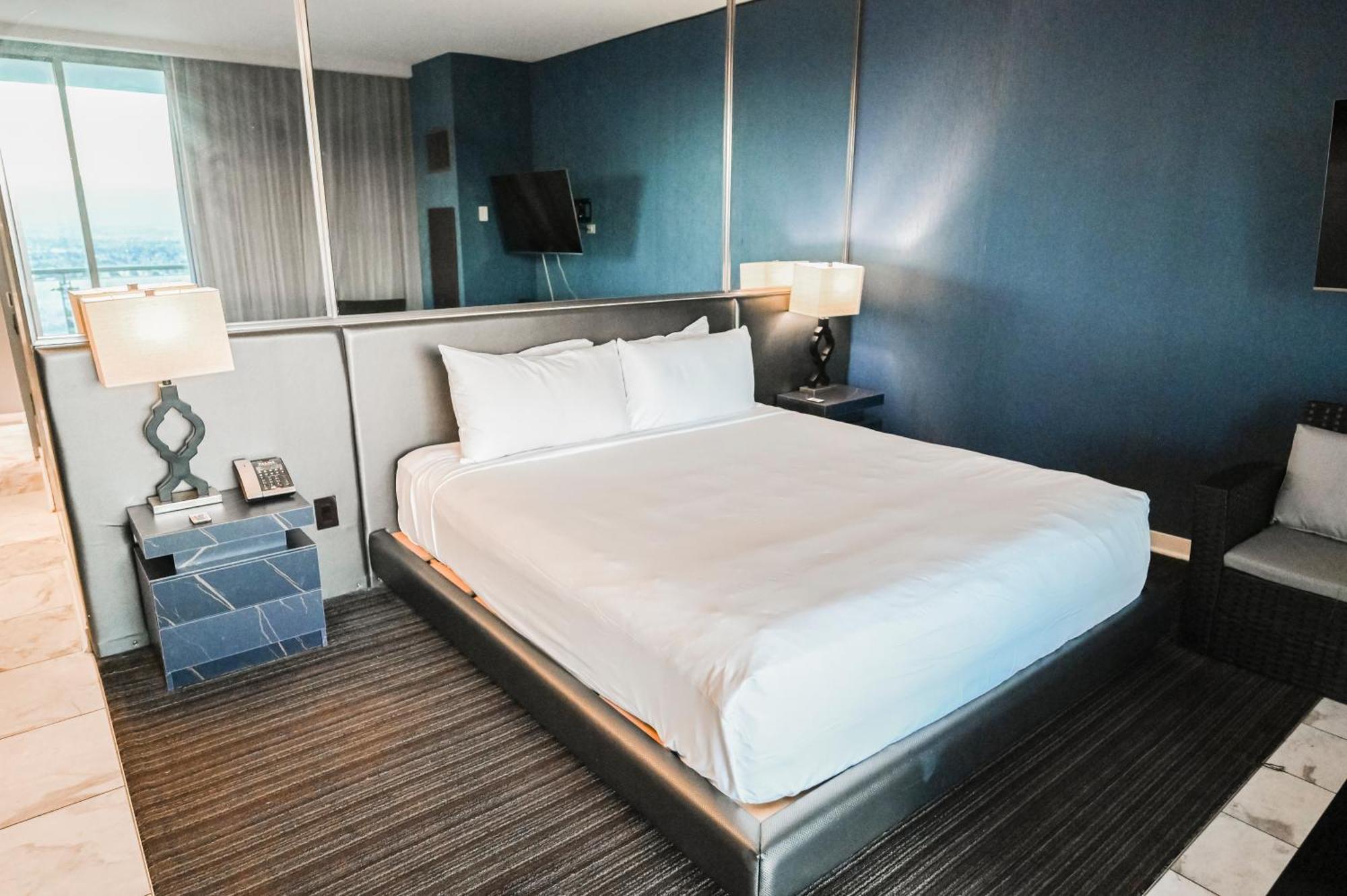 Stripviewsuites At Palms Place Aparthotel Las Vegas